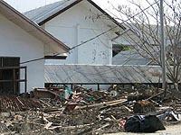 tsunami damaged buildings tsunami damaged buildings
