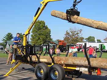 Demonstration of small-scale logging at the 2017 Wood Expo. Photo by Reneé Williams