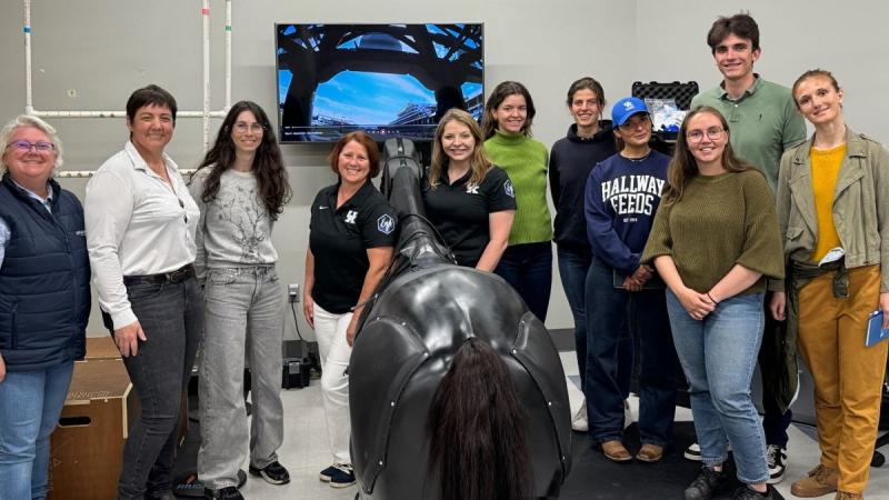 Students visiting the Sports Medicine Research Institute (SMRI), housed in the UK College of Health Sciences. Photo provided by Camille Eslan at the UniLaSalle.
