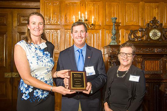 Jill Stowe, left, and Nancy Cox present Matt Koch with the Friend of UK Ag Equine Programs award. 